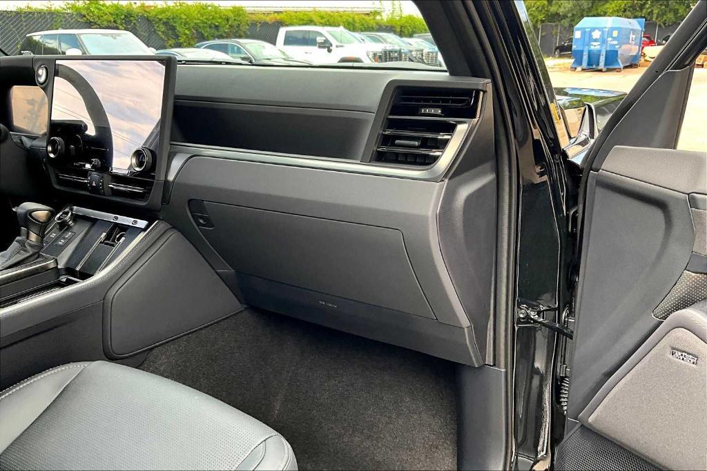 used 2025 Lexus GX 550 car, priced at $90,500