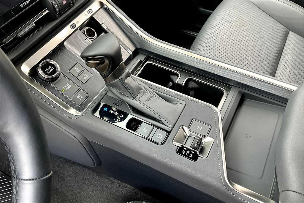 used 2025 Lexus GX 550 car, priced at $90,500