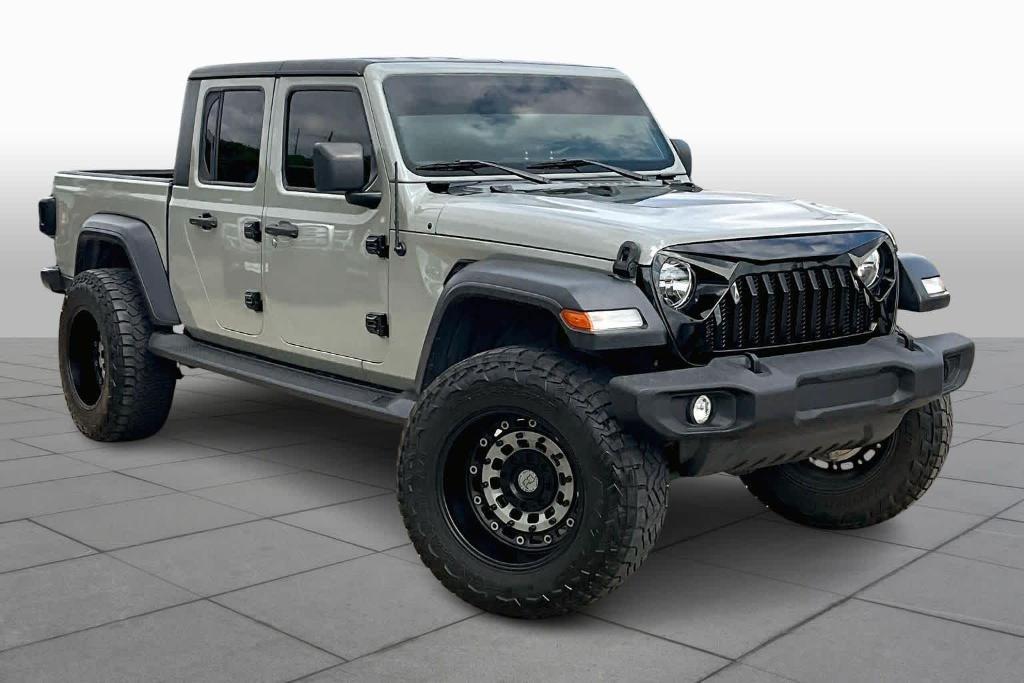 used 2020 Jeep Gladiator car, priced at $27,800