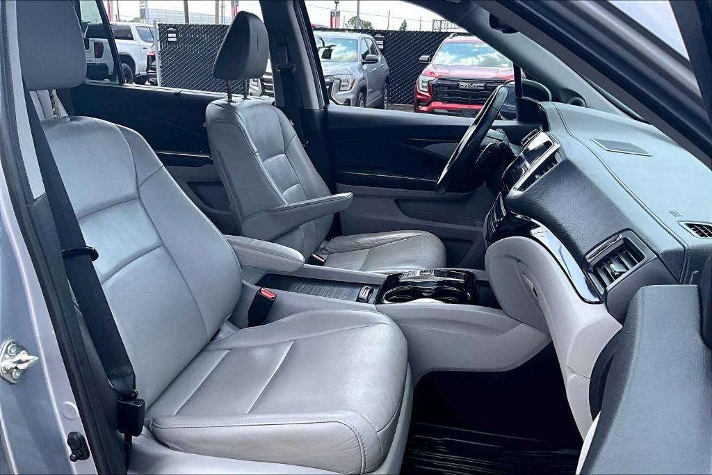 used 2018 Honda Pilot car, priced at $20,188