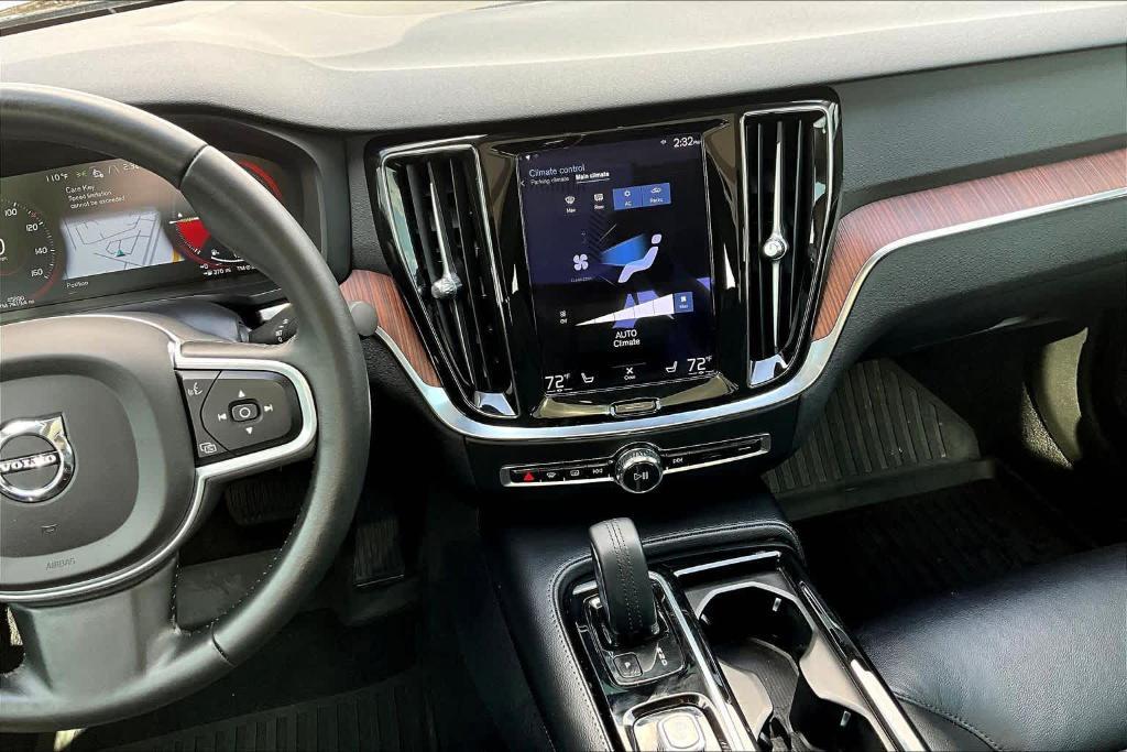 used 2021 Volvo S60 Recharge Plug-In Hybrid car, priced at $24,550