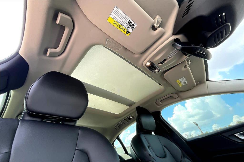 used 2021 Volvo S60 Recharge Plug-In Hybrid car, priced at $24,550