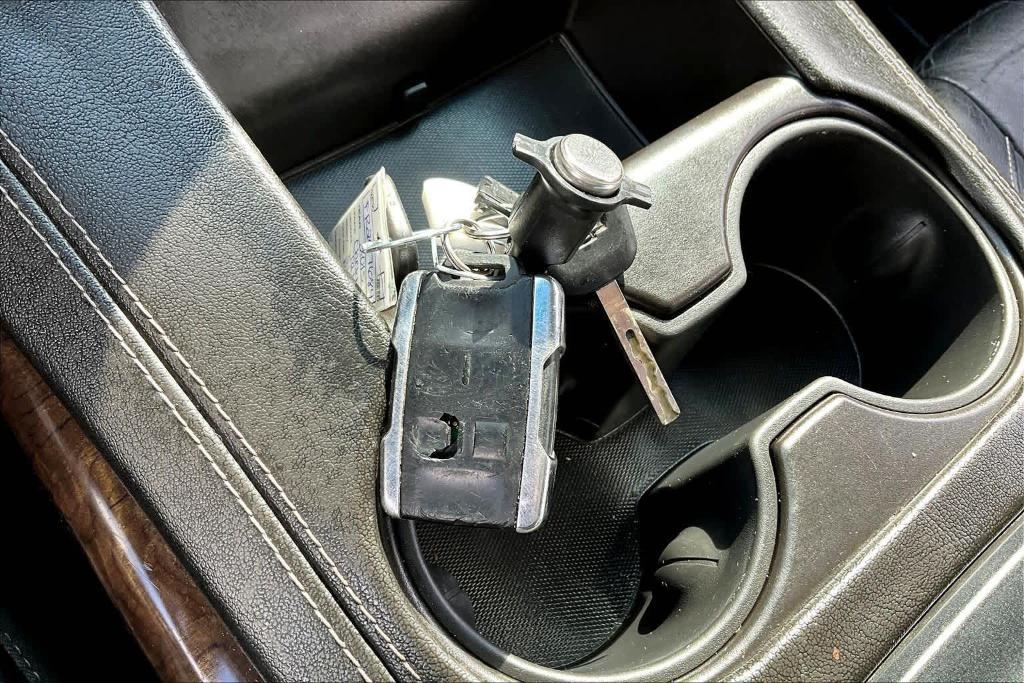 used 2015 Chevrolet Tahoe car, priced at $16,000