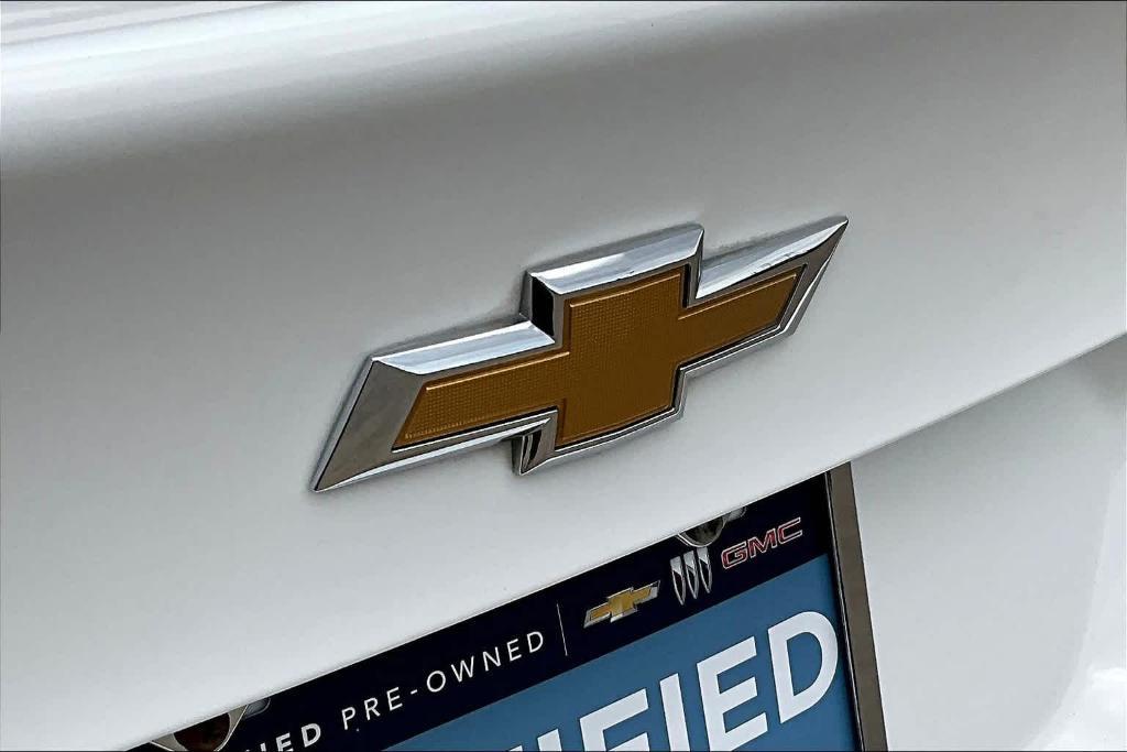 used 2021 Chevrolet Malibu car, priced at $17,900