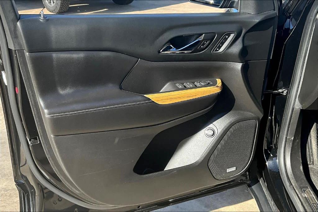 used 2018 GMC Acadia car, priced at $16,495