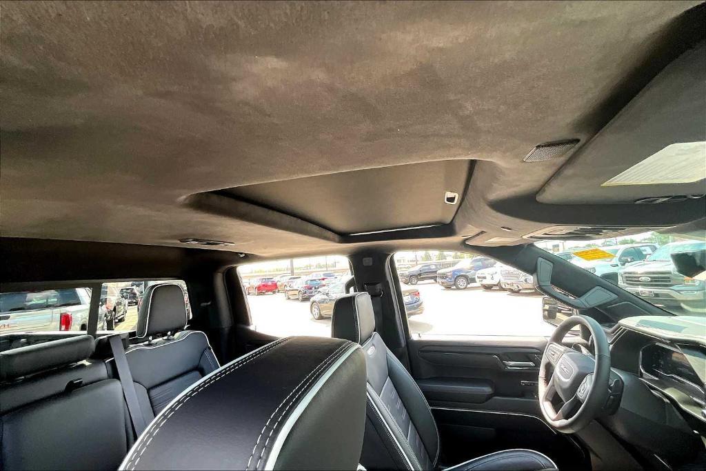 used 2025 GMC Sierra 1500 car, priced at $73,500