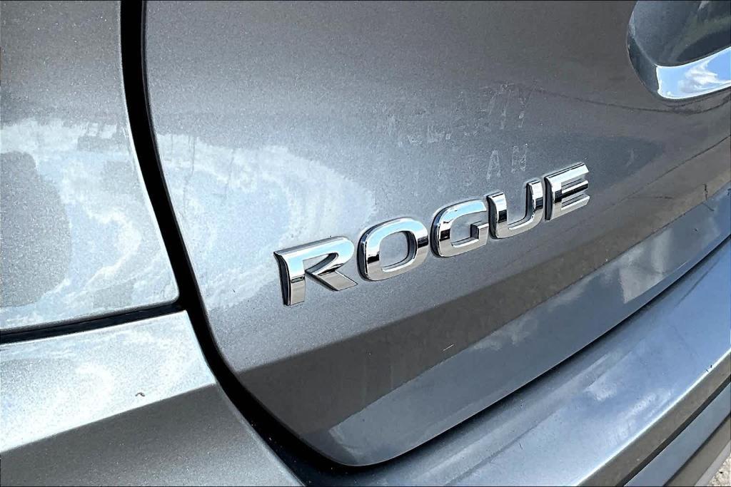 used 2020 Nissan Rogue car, priced at $15,300