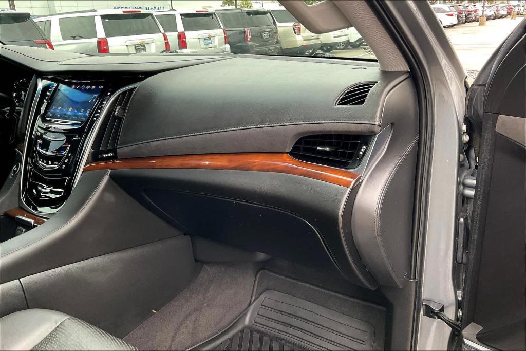 used 2020 Cadillac Escalade car, priced at $44,100