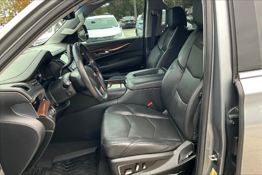 used 2020 Cadillac Escalade car, priced at $44,100