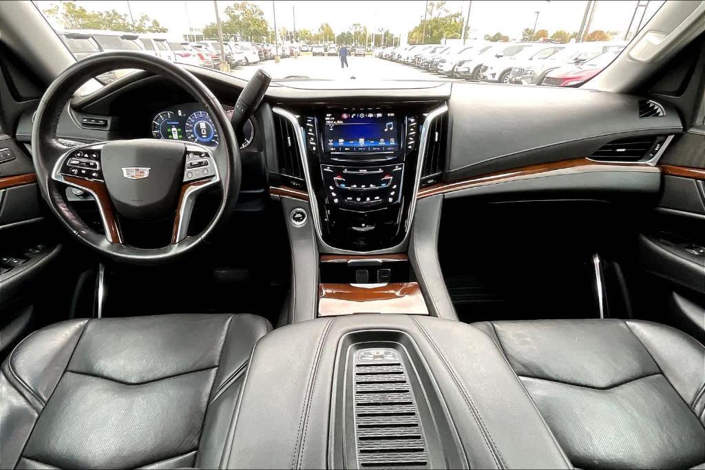 used 2020 Cadillac Escalade car, priced at $44,100