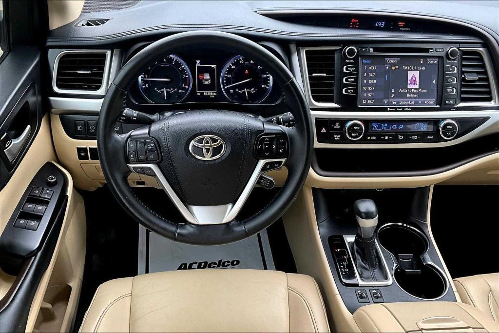 used 2019 Toyota Highlander car, priced at $25,100