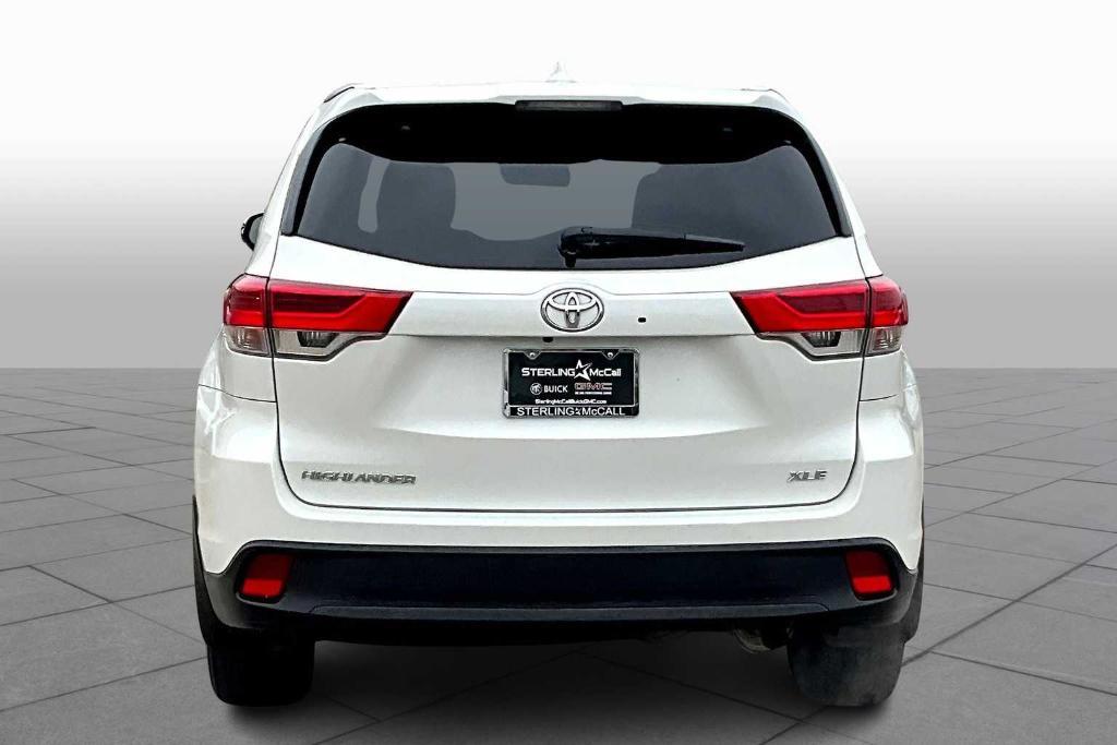 used 2019 Toyota Highlander car, priced at $25,100