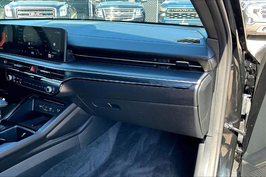 used 2025 Kia K5 car, priced at $30,900