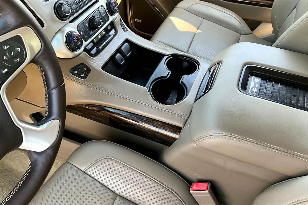 used 2016 GMC Yukon car, priced at $18,997