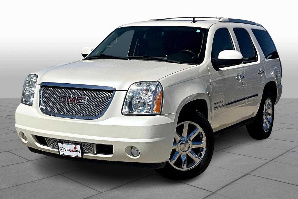 used 2013 GMC Yukon car, priced at $17,800