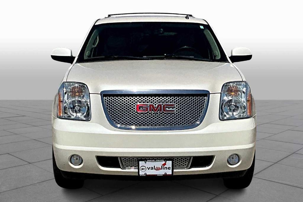 used 2013 GMC Yukon car, priced at $17,800