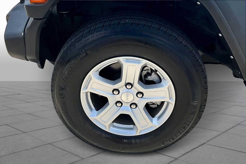 used 2022 Jeep Wrangler car, priced at $27,236
