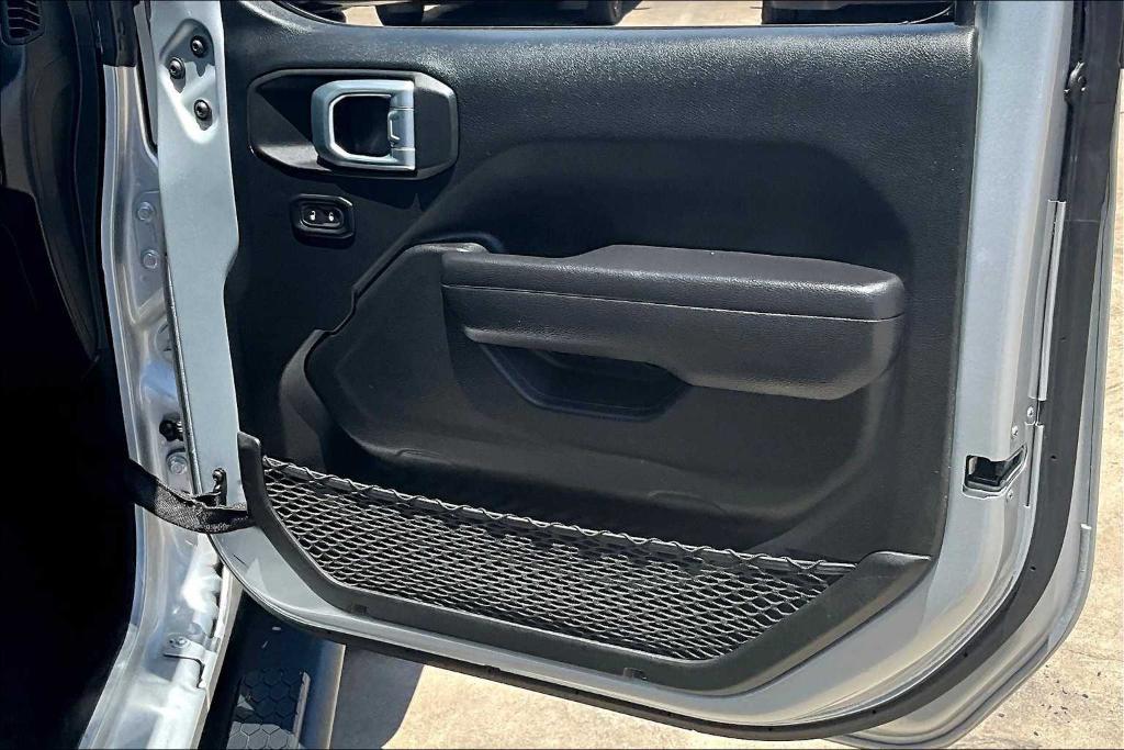 used 2022 Jeep Wrangler car, priced at $27,236