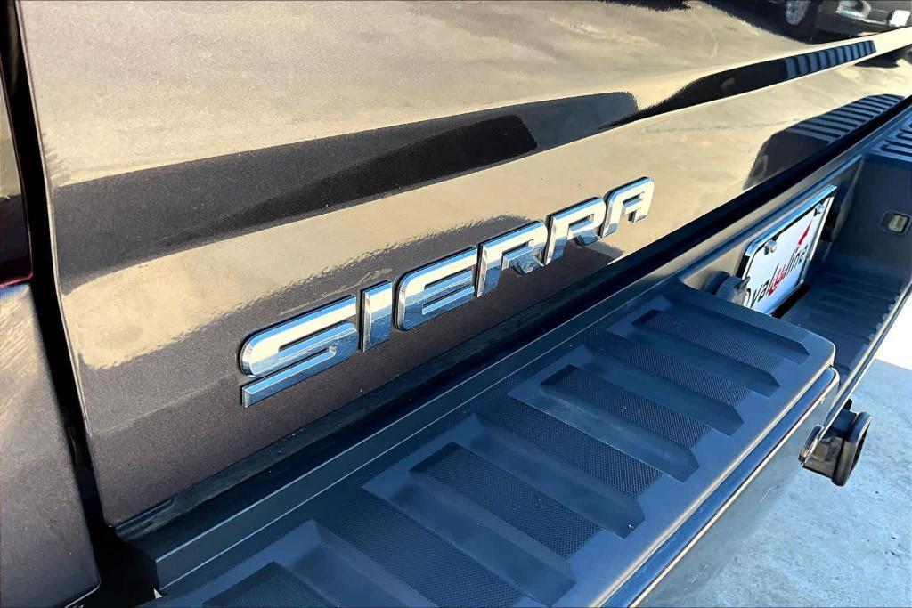 used 2015 GMC Sierra 1500 car, priced at $26,998
