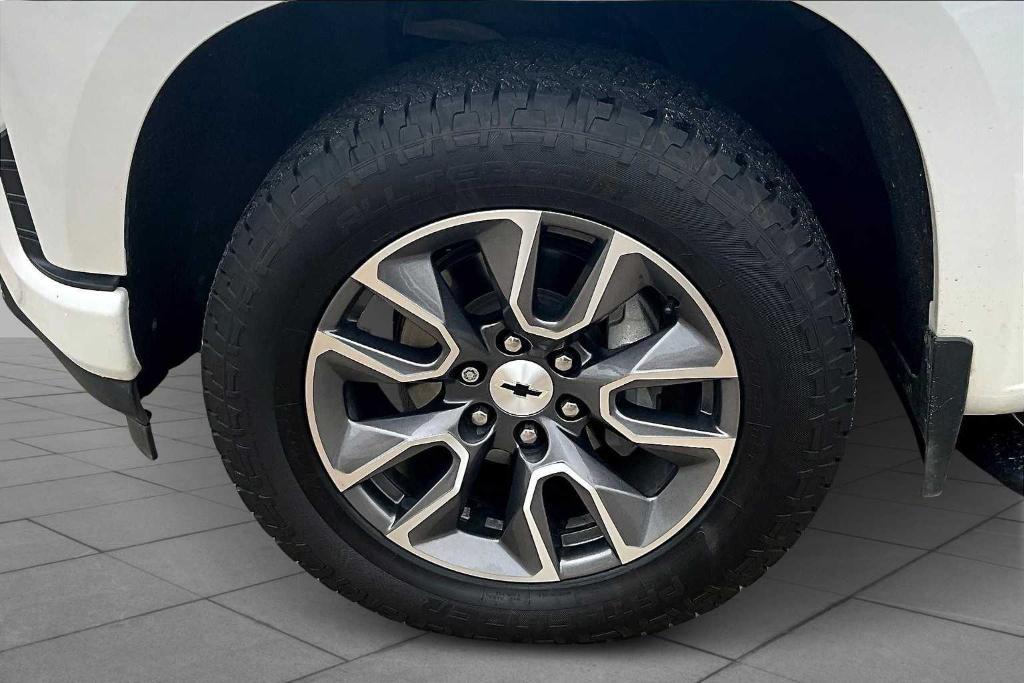 used 2021 Chevrolet Silverado 1500 car, priced at $31,285
