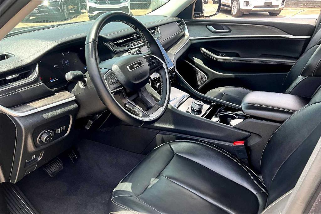 used 2022 Jeep Grand Cherokee car, priced at $31,585