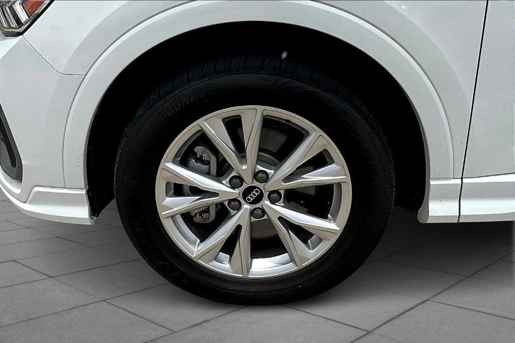 used 2024 Audi Q3 car, priced at $27,807