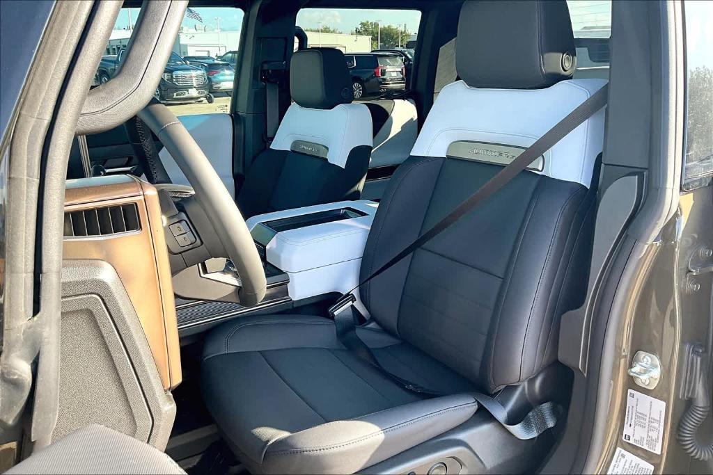 new 2025 GMC HUMMER EV car, priced at $128,105