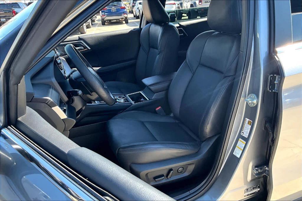 used 2023 Mitsubishi Outlander car, priced at $24,992