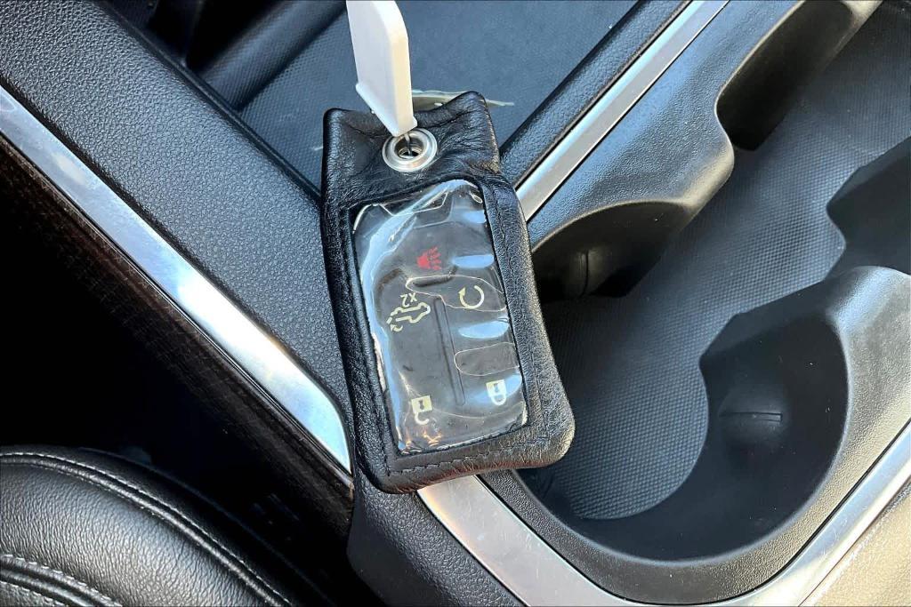 used 2020 Chevrolet Silverado 1500 car, priced at $30,555