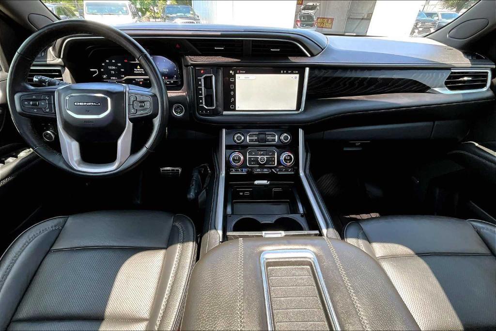 used 2022 GMC Yukon car, priced at $61,000