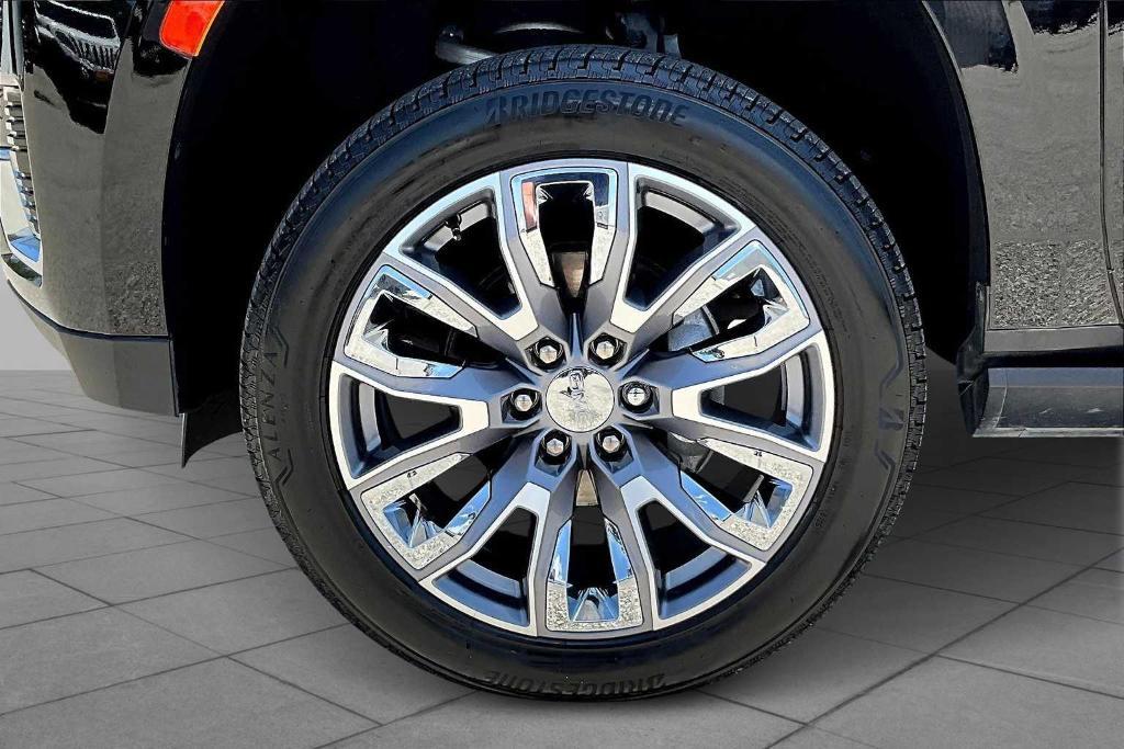 used 2022 GMC Yukon car, priced at $61,000