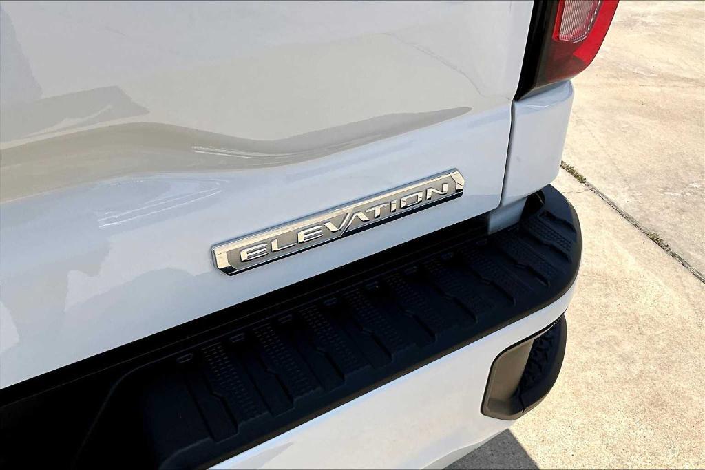 used 2023 GMC Sierra 1500 car, priced at $43,295