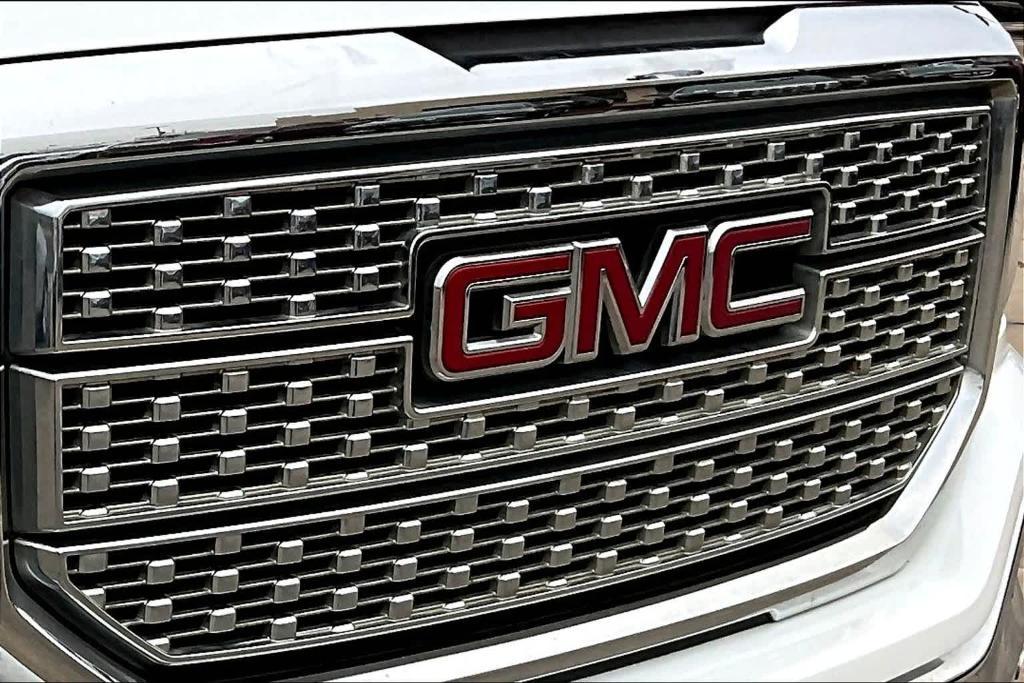 used 2016 GMC Sierra 1500 car, priced at $24,400