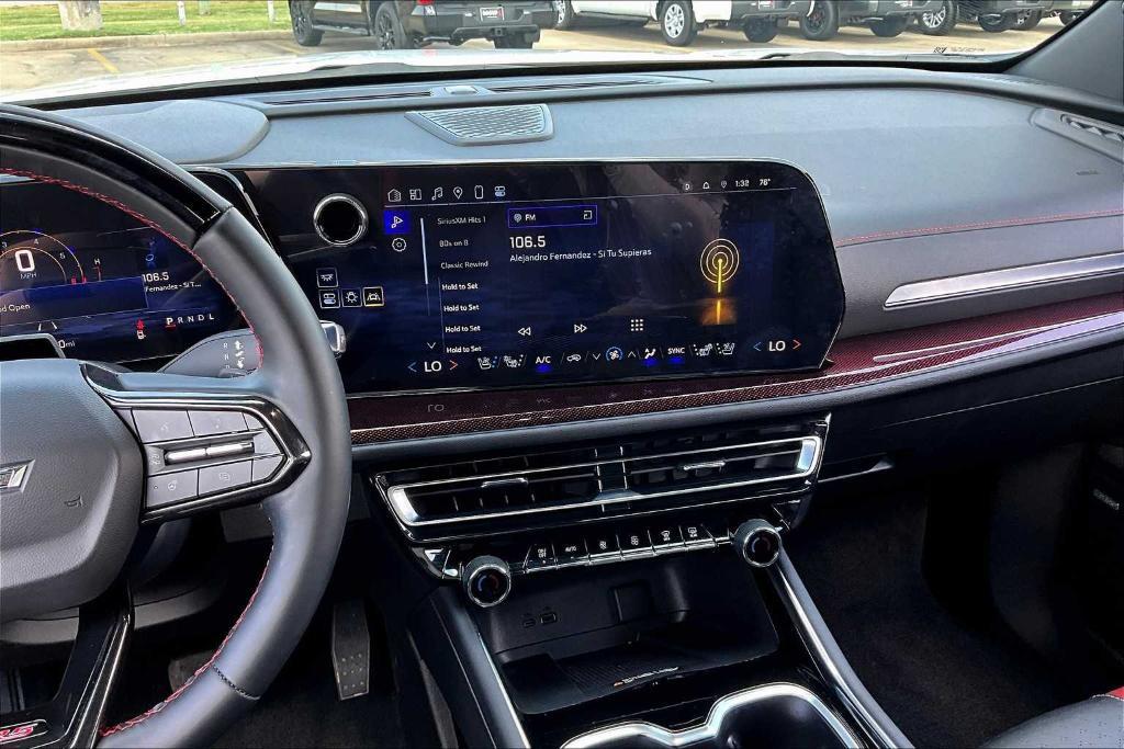 used 2024 Chevrolet Traverse car, priced at $48,895