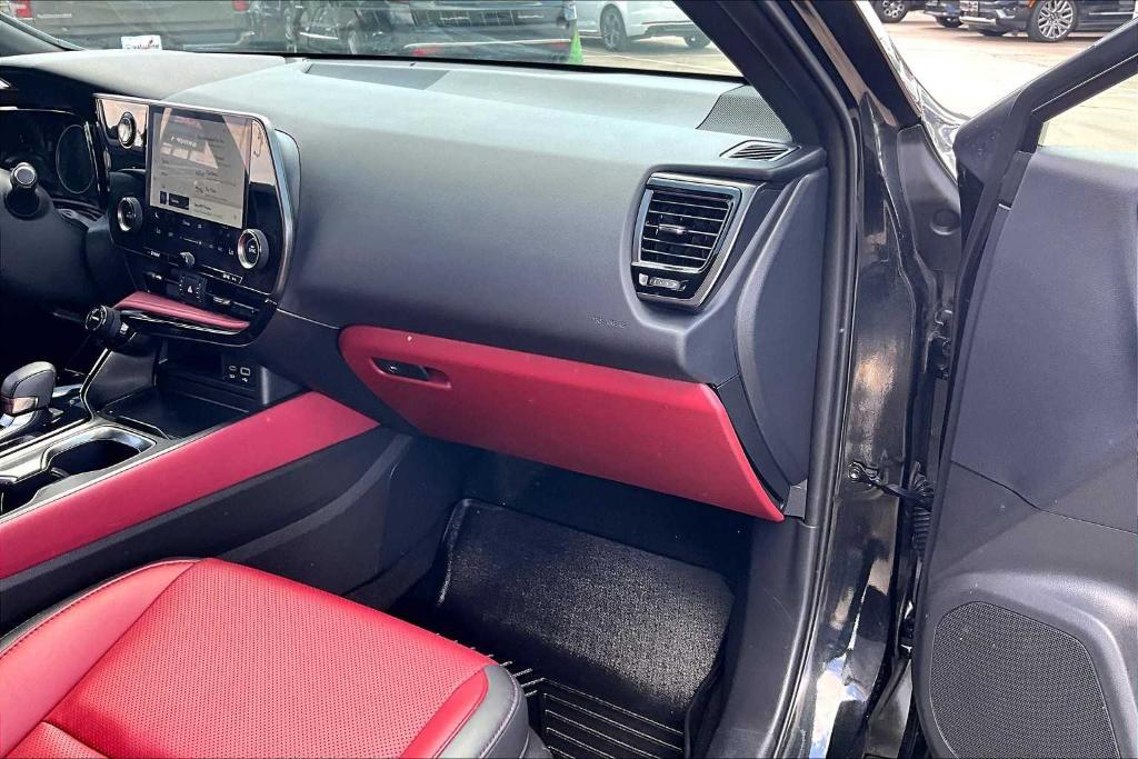 used 2025 Lexus NX 250 car, priced at $41,884