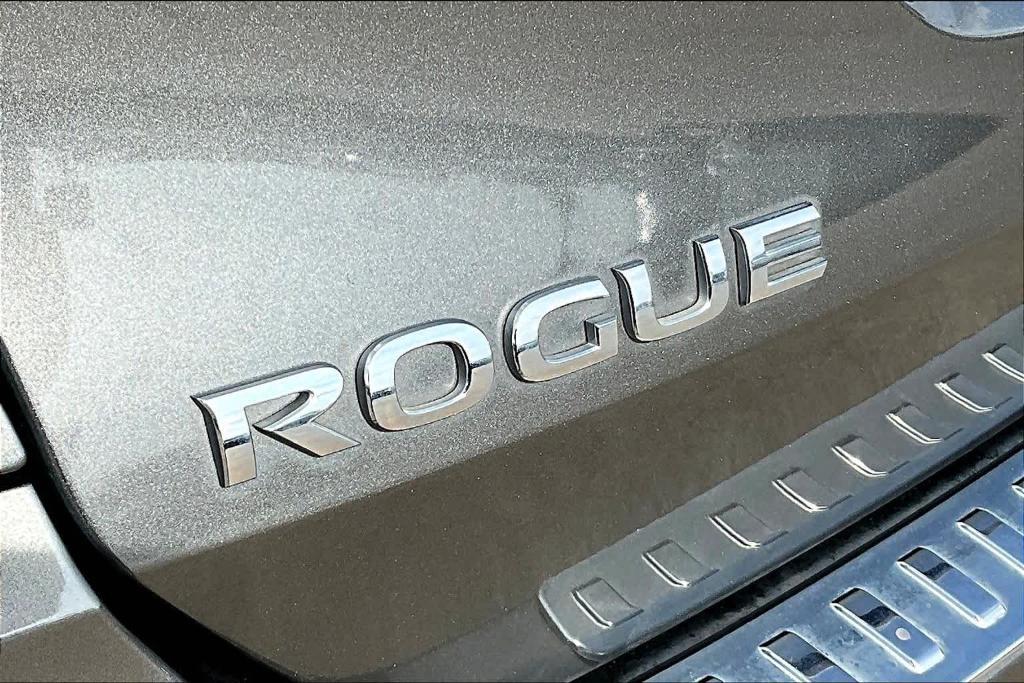 used 2019 Nissan Rogue car, priced at $14,400