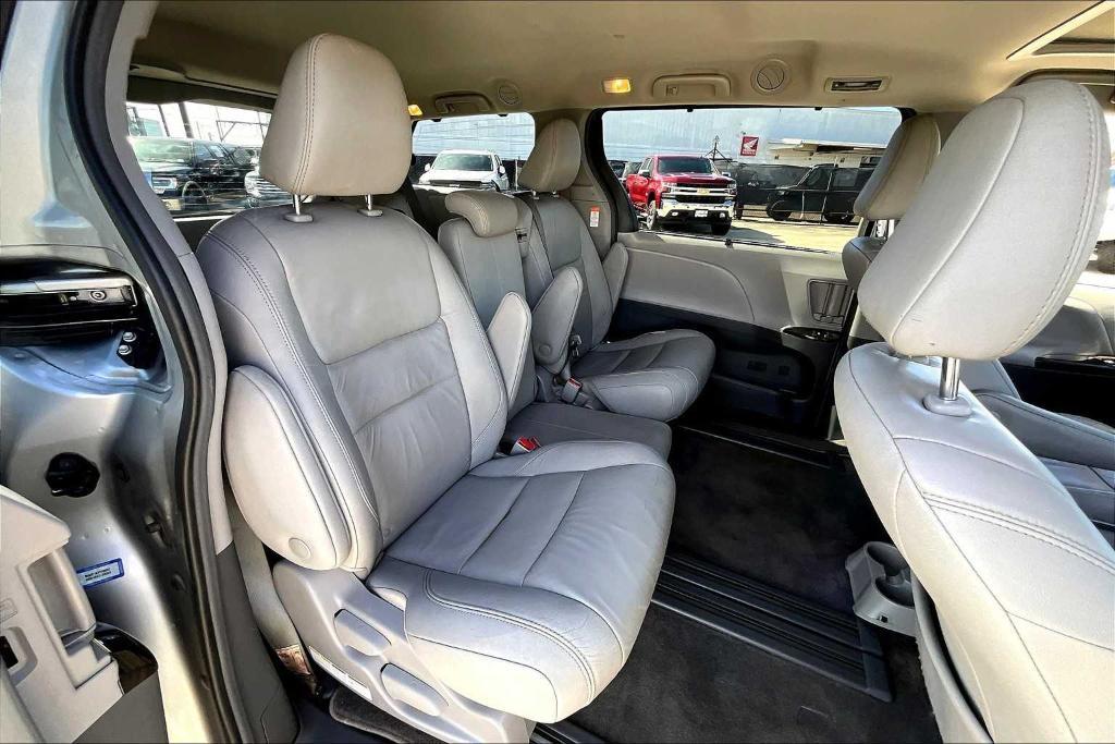 used 2018 Toyota Sienna car, priced at $23,400