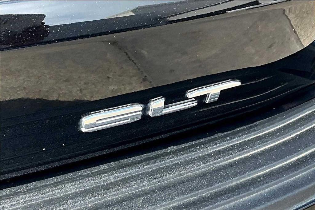 used 2023 GMC Yukon car, priced at $53,240