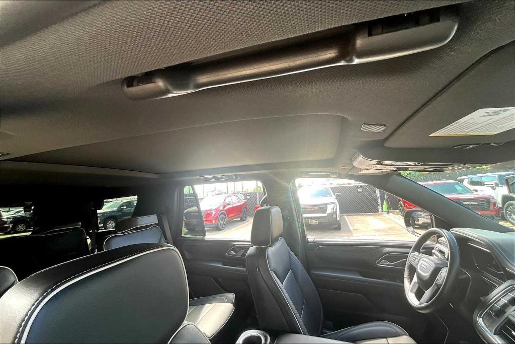 used 2023 GMC Yukon car, priced at $53,240