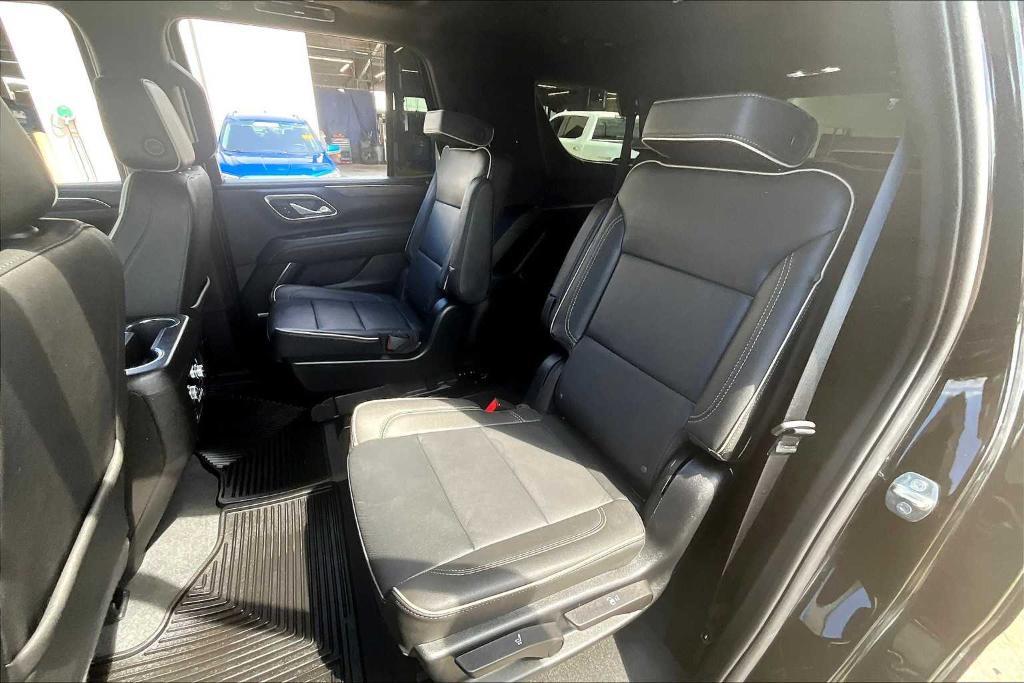 used 2023 GMC Yukon car, priced at $53,240