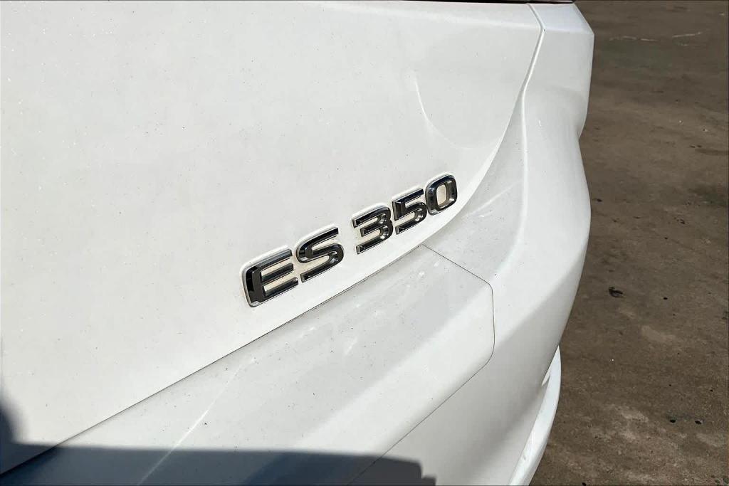 used 2019 Lexus ES 350 car, priced at $22,495