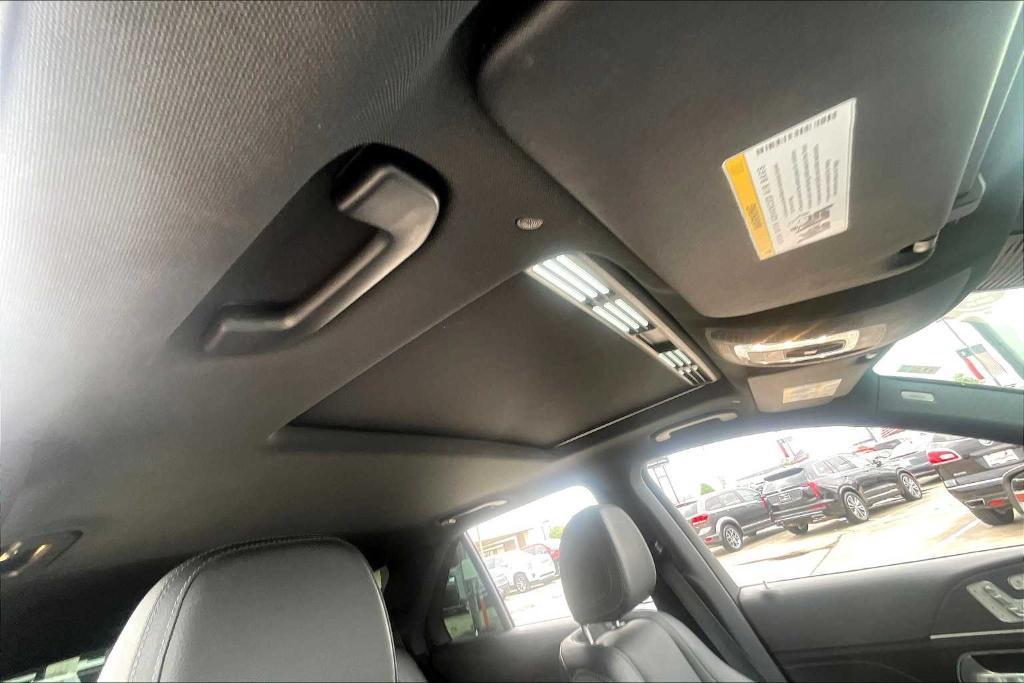 used 2022 Mercedes-Benz GLE 350 car, priced at $41,998