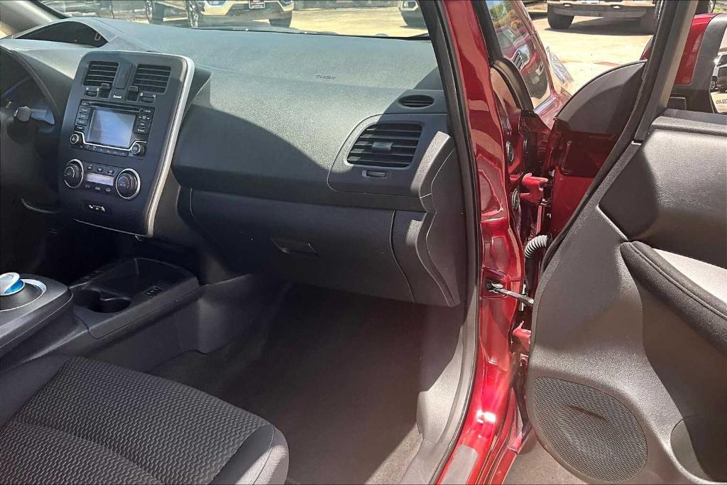 used 2016 Nissan Leaf car, priced at $6,000