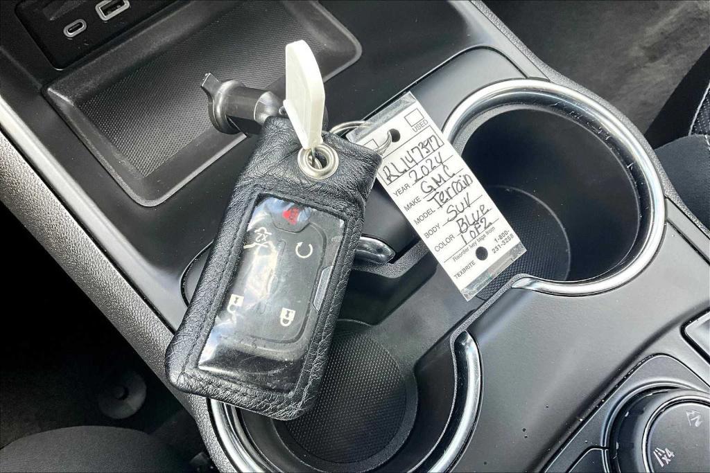 used 2024 GMC Terrain car, priced at $21,998