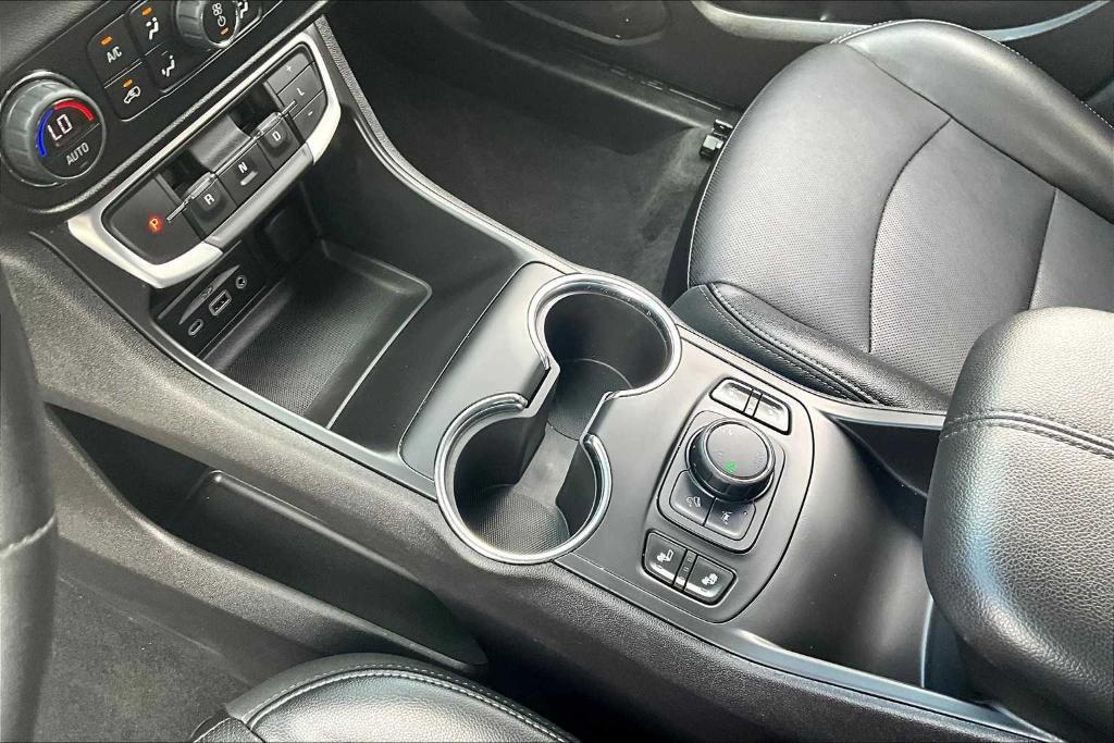 used 2024 GMC Terrain car, priced at $21,998