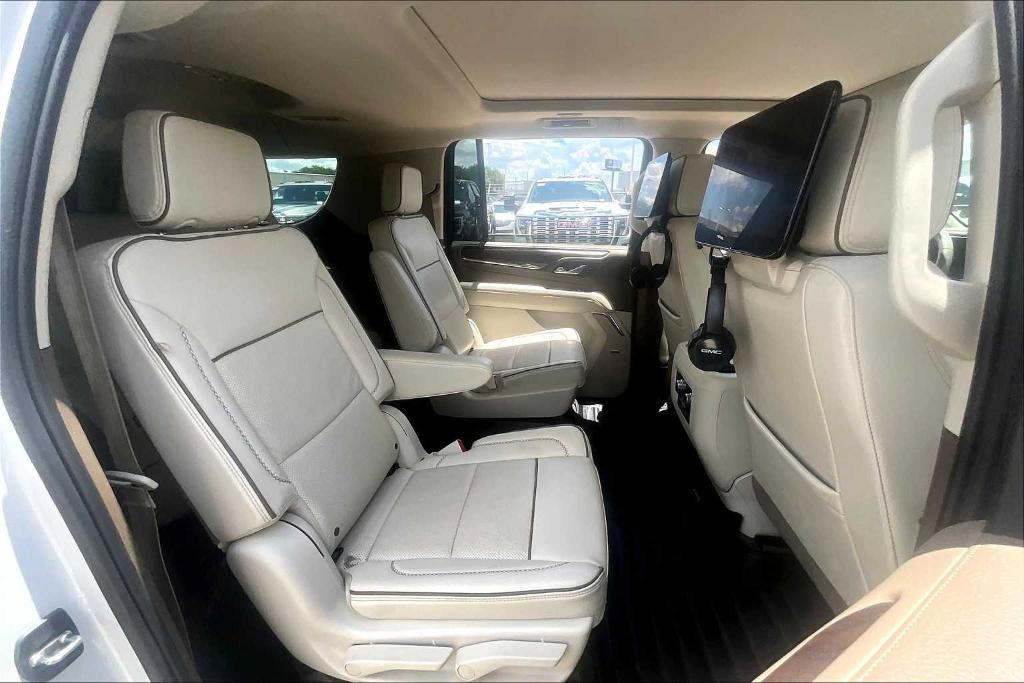 used 2023 GMC Yukon XL car, priced at $56,990