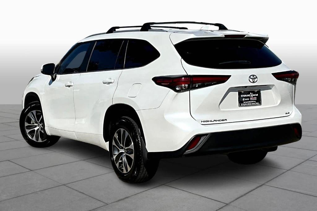 used 2023 Toyota Highlander car, priced at $33,600