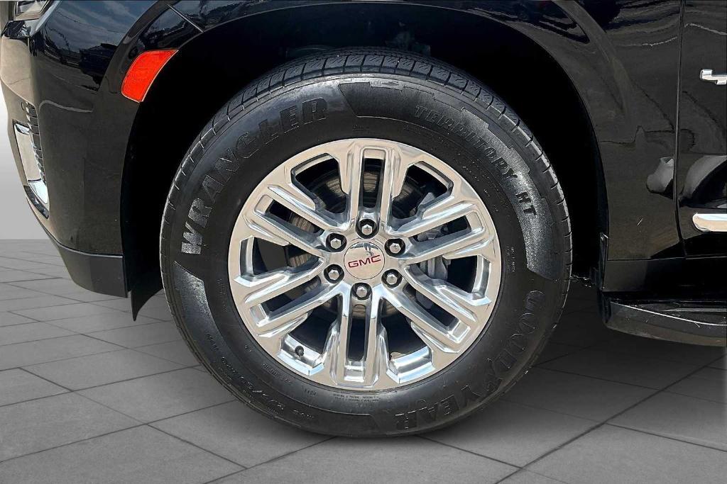 used 2021 GMC Yukon car, priced at $42,650