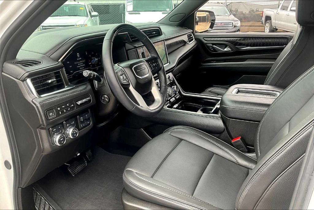 used 2024 GMC Yukon XL car, priced at $77,900