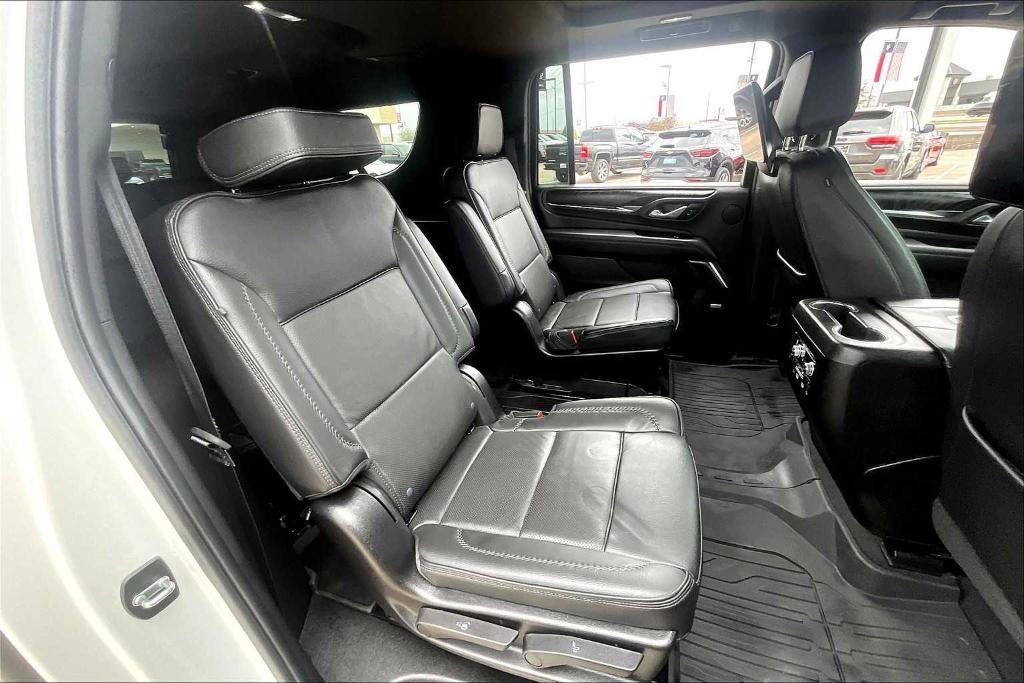 used 2024 GMC Yukon XL car, priced at $77,900